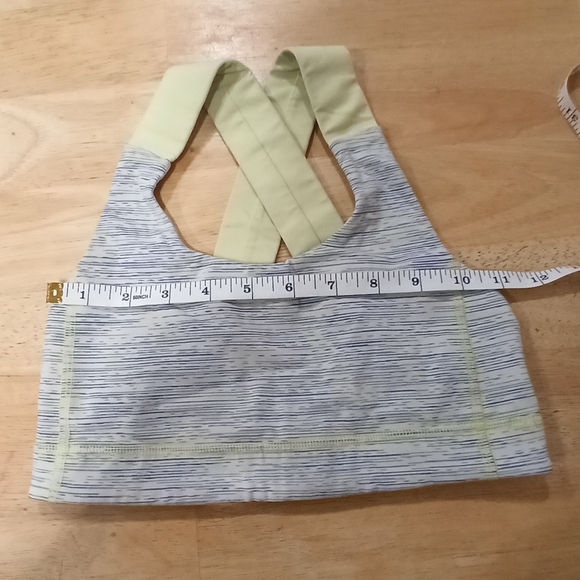 Lululemon atletica tank top - Picture 11 of 14